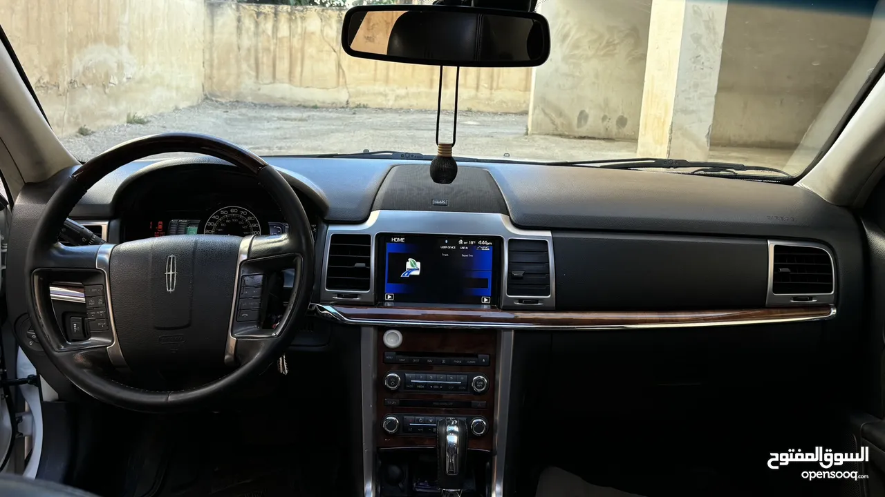 Ford Lincoln mkz 2012