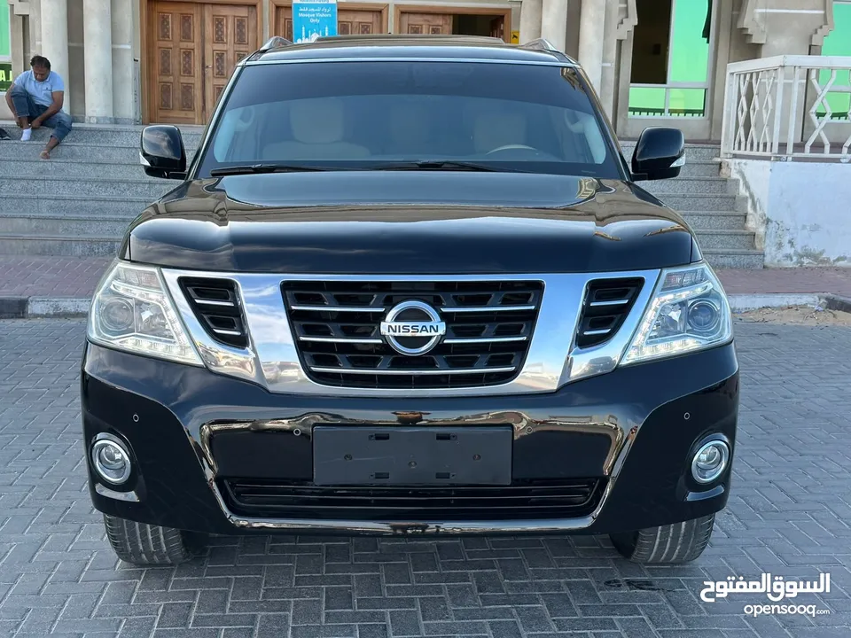 Nissan patrol platinum 2016 small engine super clean car will maintained