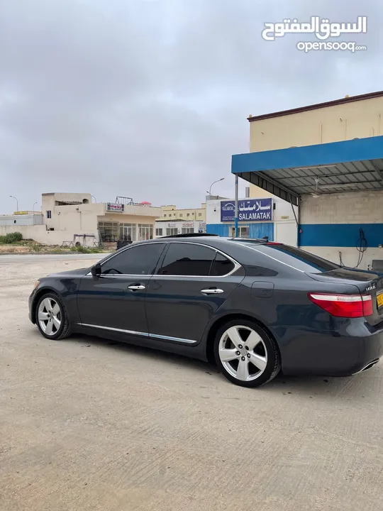 لكزس LS 460 رمادي موديل 2008 الشورت