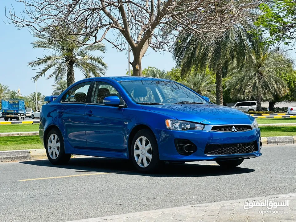 Mitsubishi Lancer 2017 Mid option 2.0 good condition