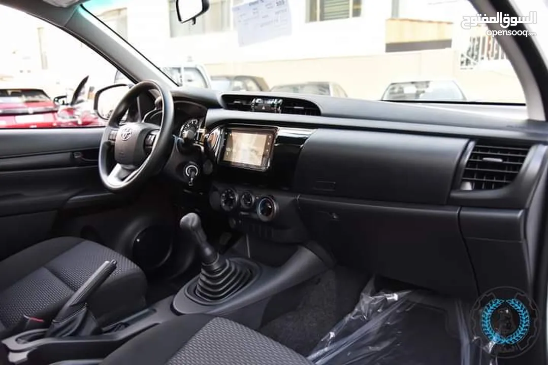 Toyota Hilux هيلوكس كبينه واحده واطي 2023 جير عادي عداد زيرو كفاله الشركة