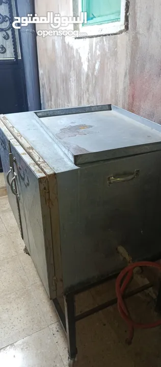 فرن غاز تفصيل جديد استخدام مره واحده طنجرة الضغط نوعها السيف الاصليه غير مستعمله و مايكرويف نوع