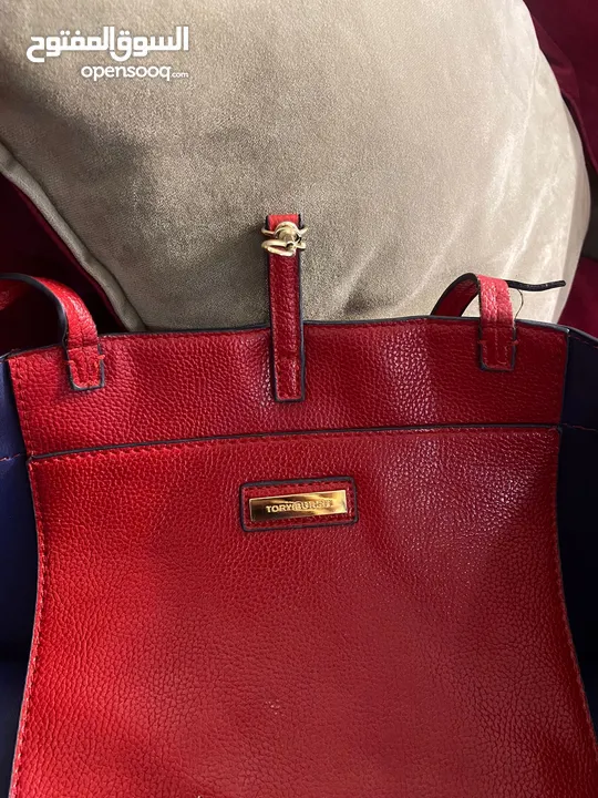 شنتة براند TORY BURCH اصلية مميزة للبيع
