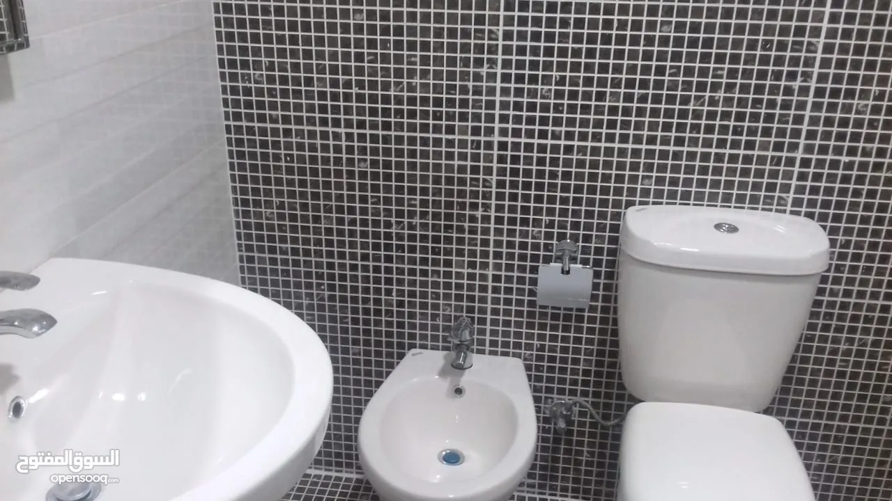 شقة مفروشة للإيجار 165م2 ( Property 11115 )-174848041