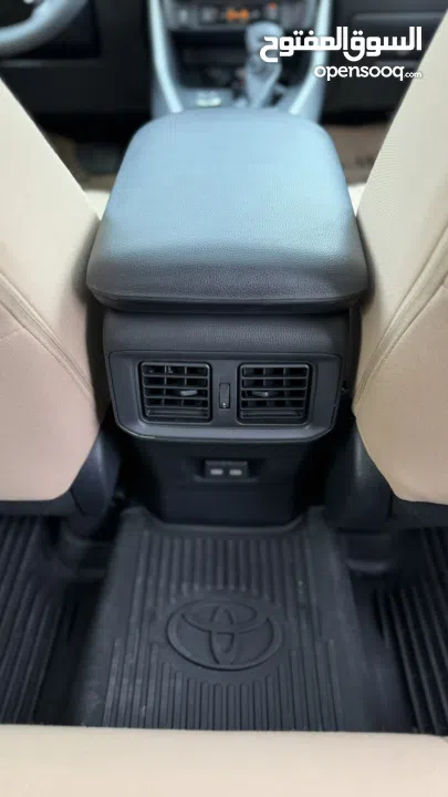 تويوتا RAV4 ترخيص 2023 محرك 2500 هايبرد  جير أوتوماتيك 296 حصان
