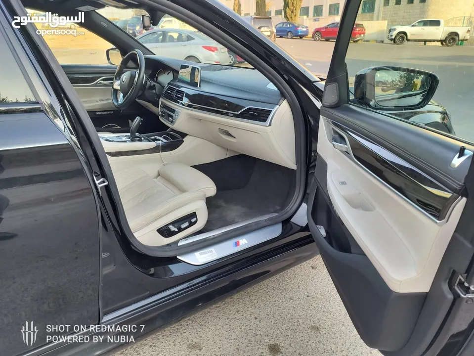 سيارة bmw740 sport plugin 2018