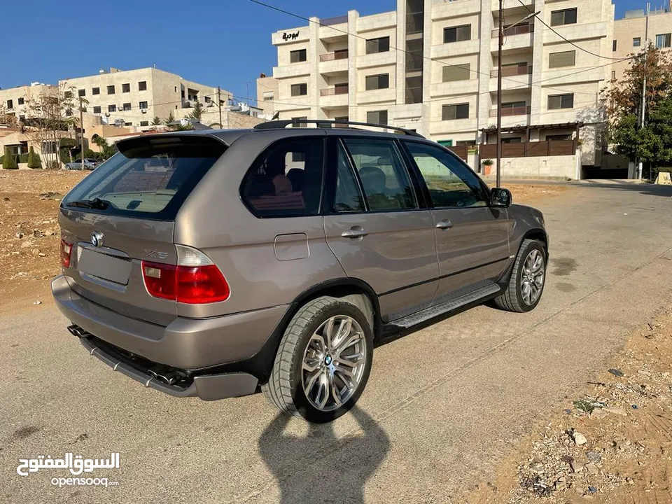 بي ام X5 موديل 2005 فل الفل