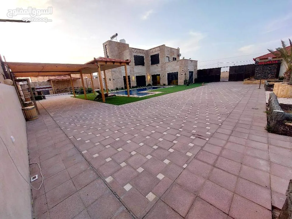 أكبر وفخم مزرعة في عمان مجهزة بالكامل للحفلات  زفاف/حنا/خطوبة/تخرج  اقوى العروض ل فترة محدودة