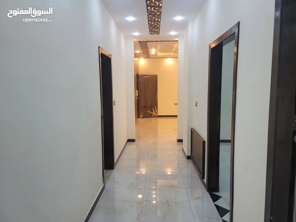 شقه تسويه 180م مع حديقه 120متر