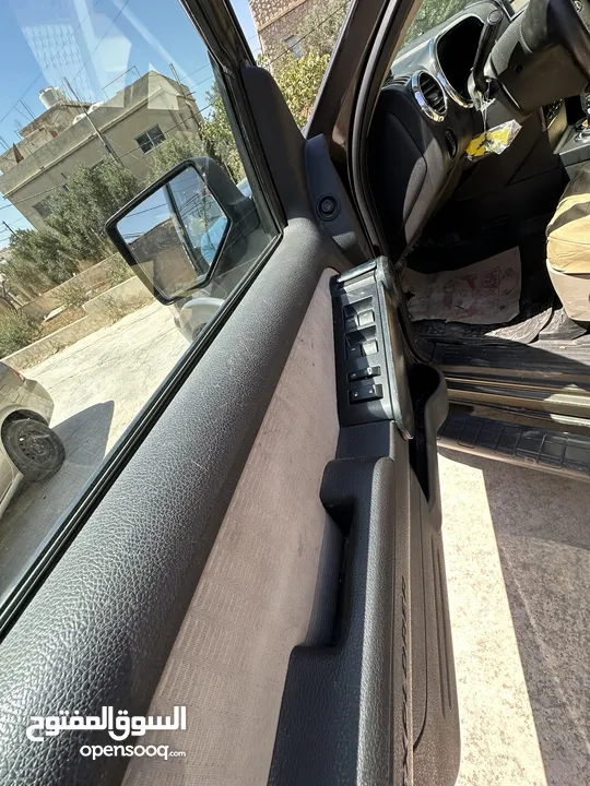 فورد اكسبلورر 4x4 2008 ترخيص منخفض سنة كامله جنطات اصليه فورد 20 انش اطارات تويو جديدة رقم مميز
