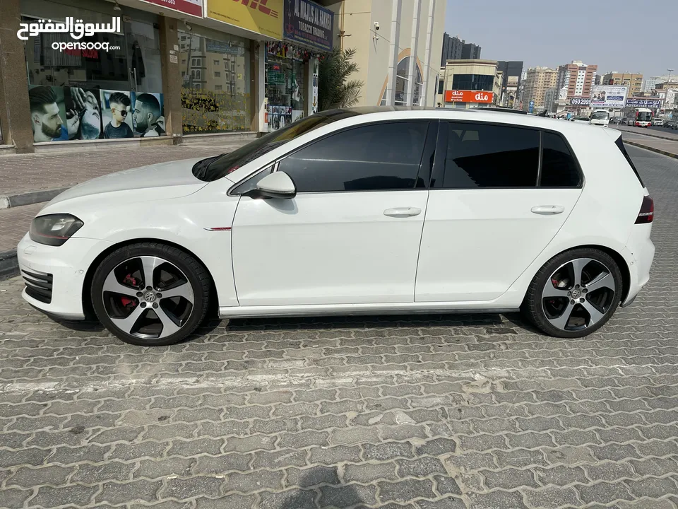 Volkswagen golf GTI mint condition lady driven