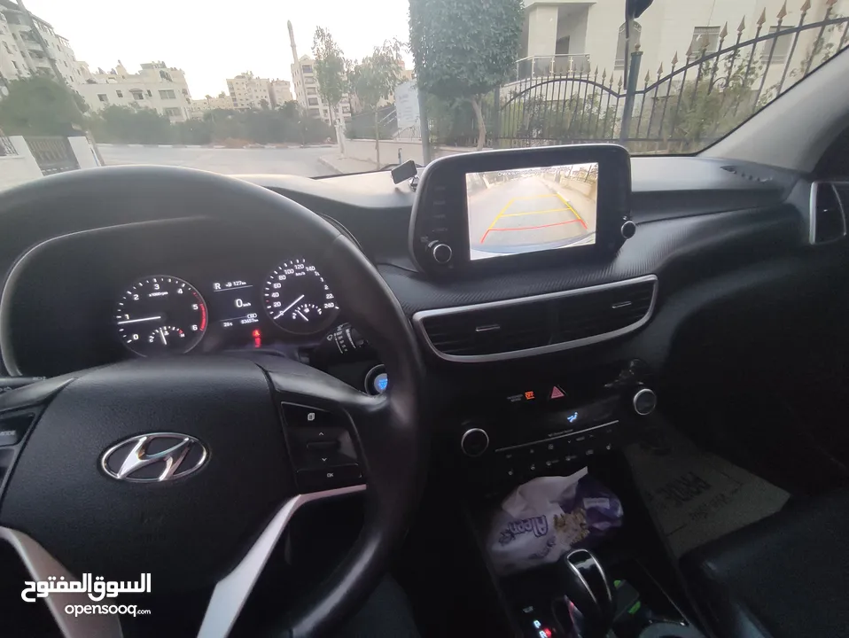 هونداي توسان 2020ترخيص2019 فل ماعدا الفتحة للبيع بسعر مغري ع الكاش عداد اصلي 80000كم فقط