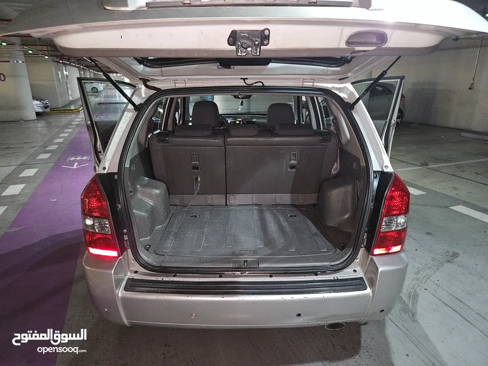 4WD 2009 توسان هيونداي بحالة ممتازة