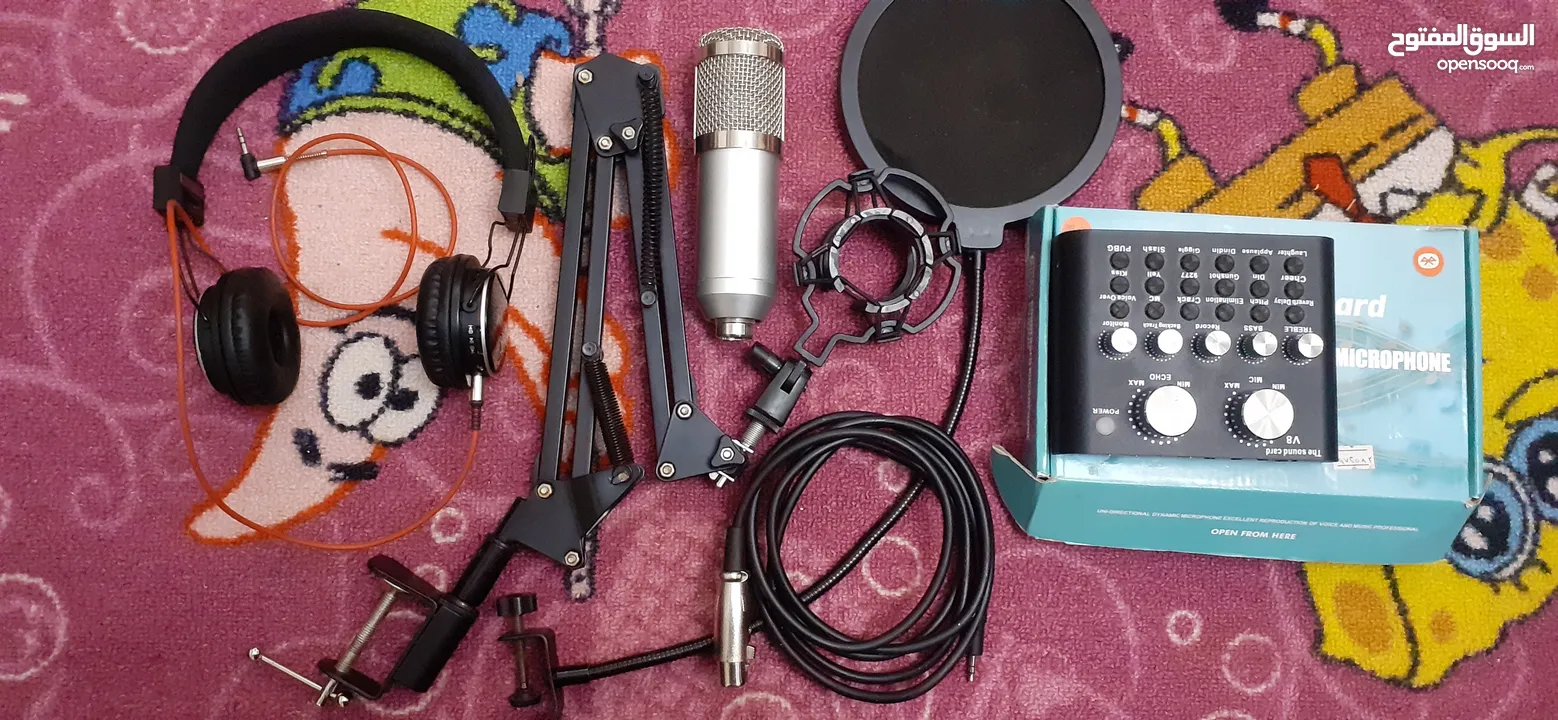 ادوات تسجيل مايك كوندينسر m800 مع كرت صوت v8 بحال  الوكاله استعمال قليل مع فانتوم بور جديد