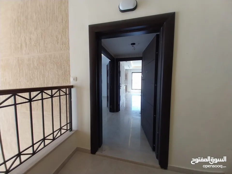 شقه للايجار في منطقه دير غبار ( Property 33728 )-174890882