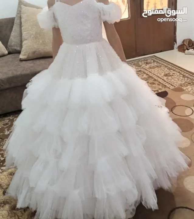 فستان بناتي ابيض ع سكري فخم وراااقي