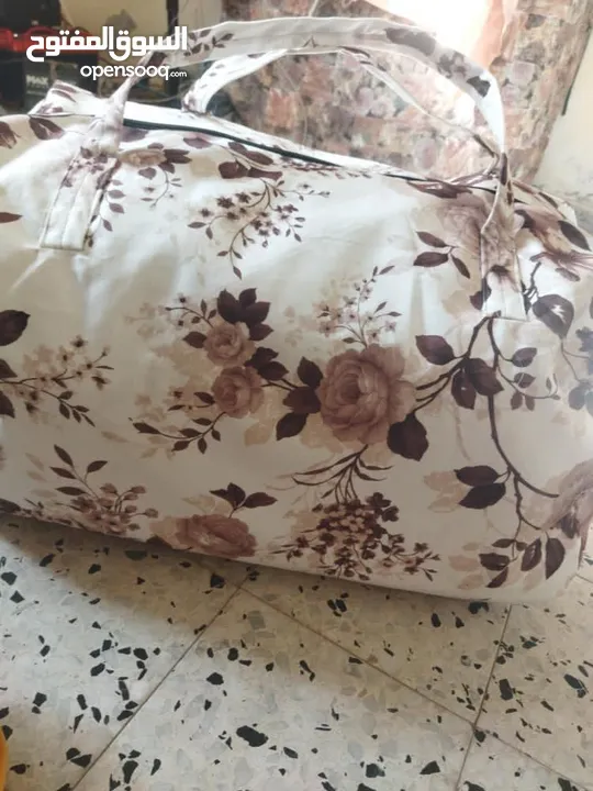 شنط لرحلات داخلية أو خارجية