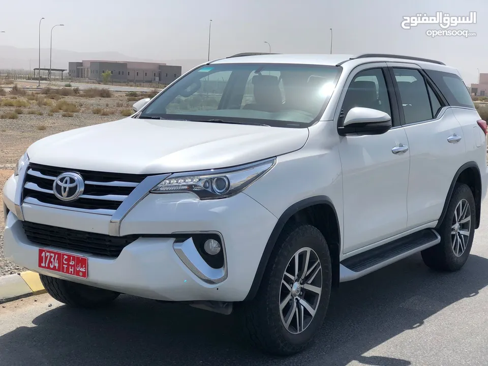 Sedan, Suv and 4x4 Car for Rental in Muscat. سيارة للإيجار في مسقط