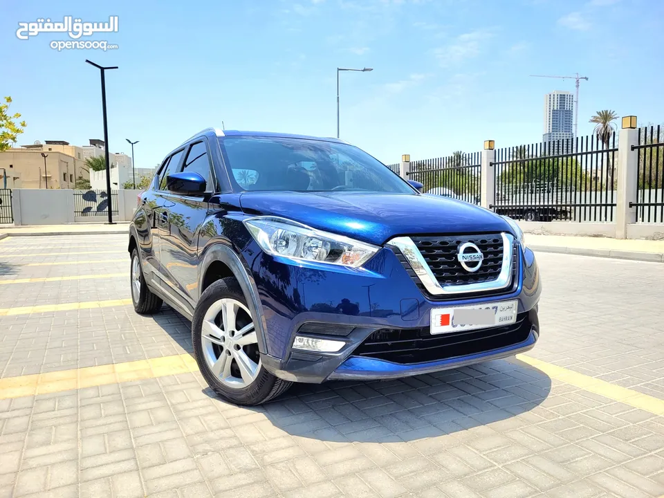 NISSAN KICKS 2020 -LOW KILOMETER