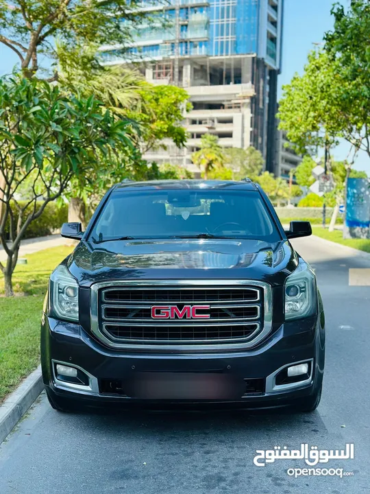 GMC Yukon XL SLE Year-2015 1 Year Passing & insurance till September-2025 Very well maintained car