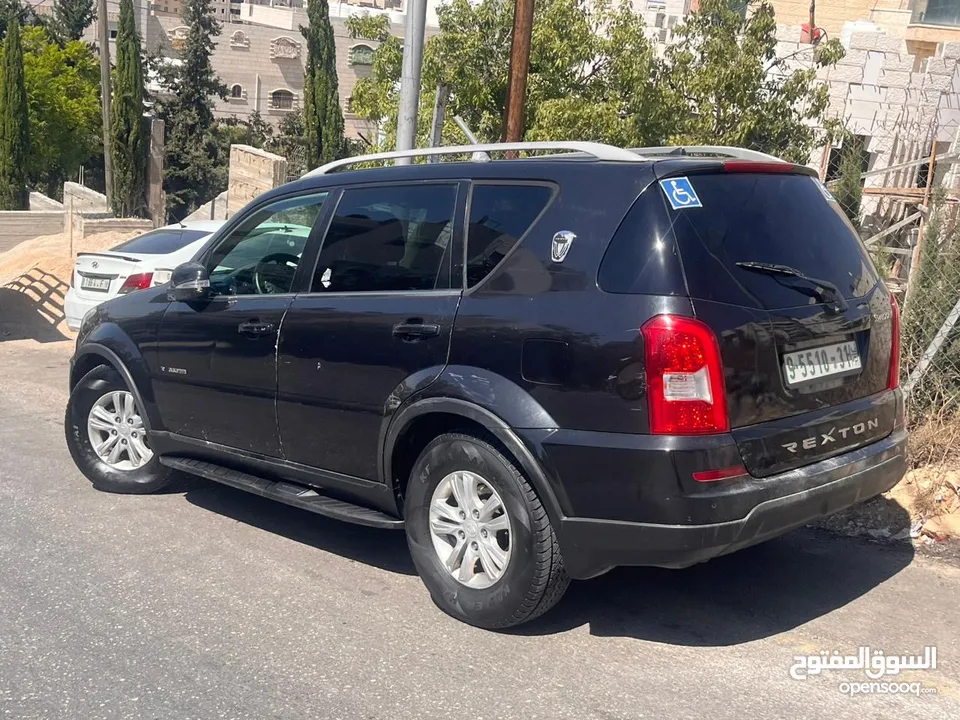 سيارة حيب ريكستون سانج يونج 2014