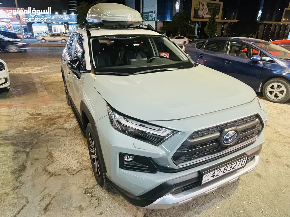 RAV4 للبيع 2022 بحالة الوكالة