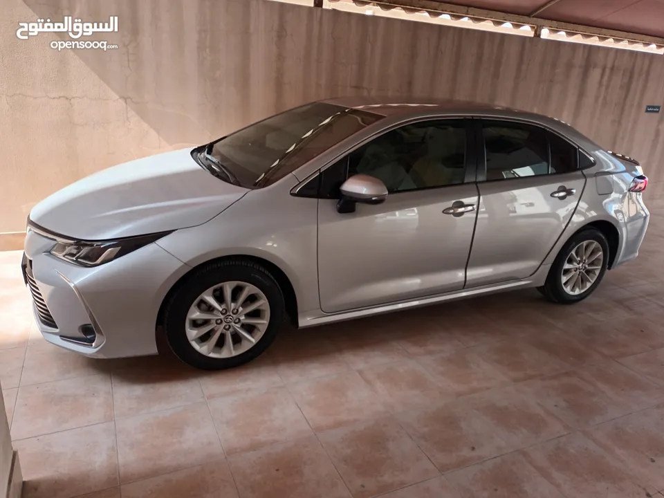 Toyota Corolla 2020 GLi 2.0 silver