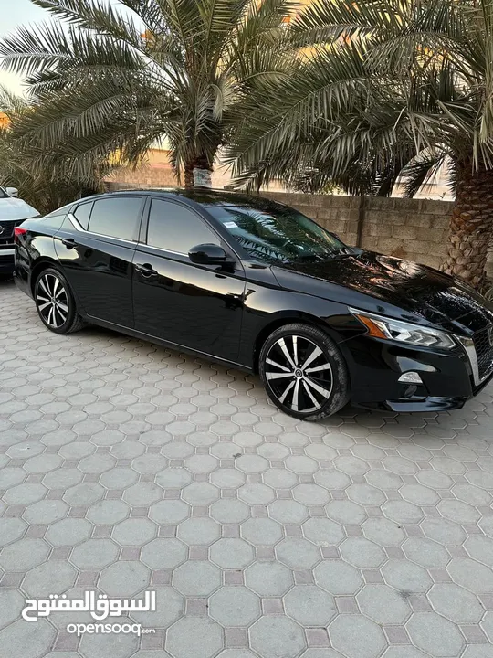 نيسان التيما اس آر 2019 اسود ملكي وارد امريكي Nissan Altima SR 2019 royal black American specs