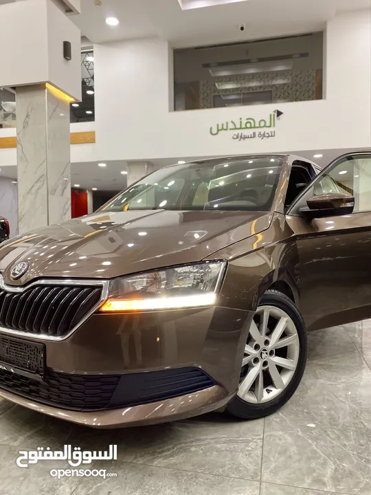 سكودا فابيا اوتوماتيك باللون البني المميز  2020 ترخيص 2019
