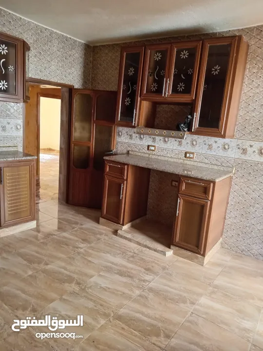 بيت للايجار الطفيلة جميع الخدمات