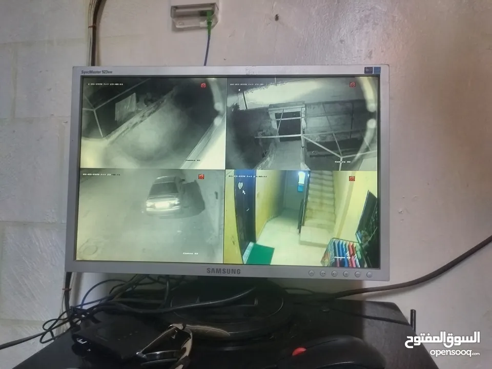 شاشة سامسونج كاميرات وكمبيوتر