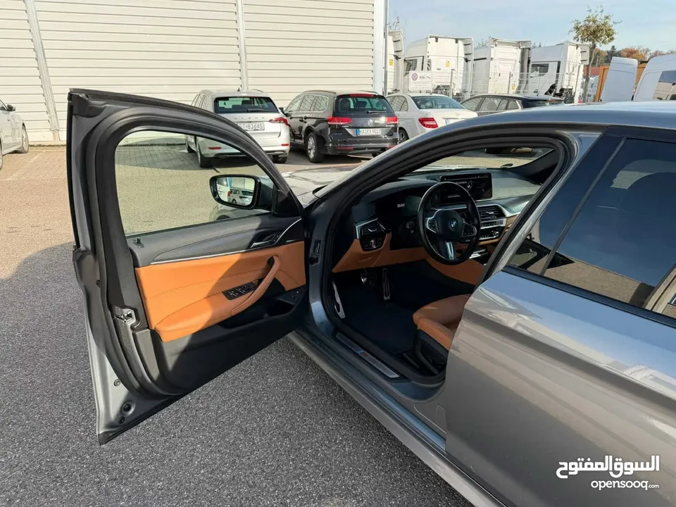 للبيع BMW 530e Plug-in Hybrid M Sport موديل 2022