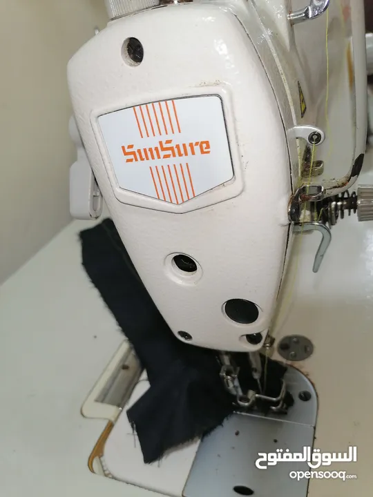 للبيع ماكينة خياطة صناعية SunSure SS-8900 بحالة الوكاله ممتازة لا تحتاج لاي صيانه