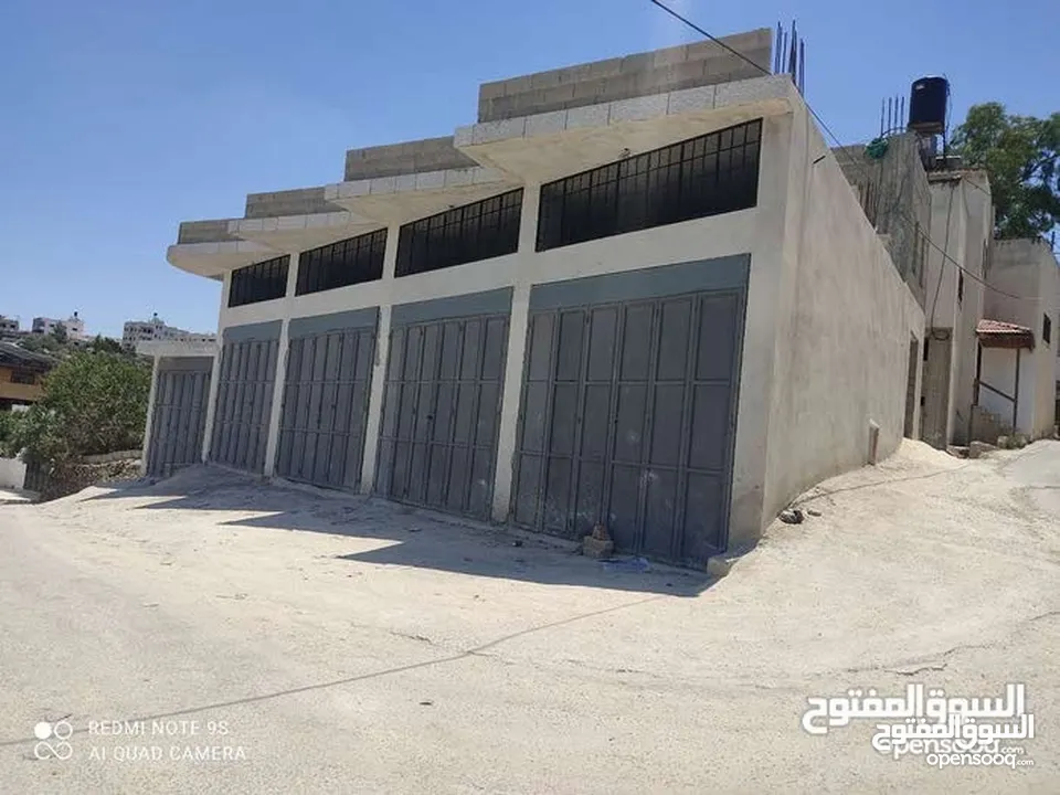 مخازن للبيع