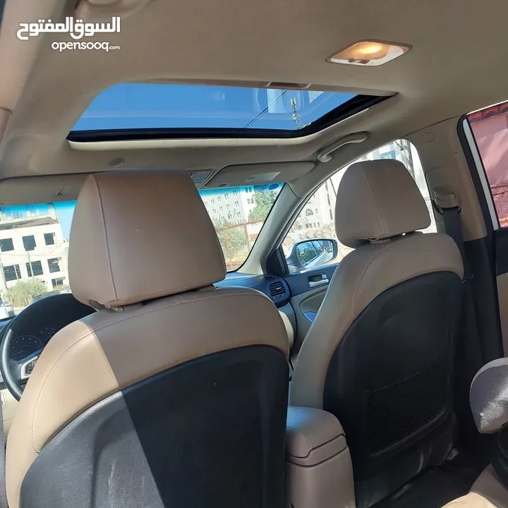 اكسنت 2016