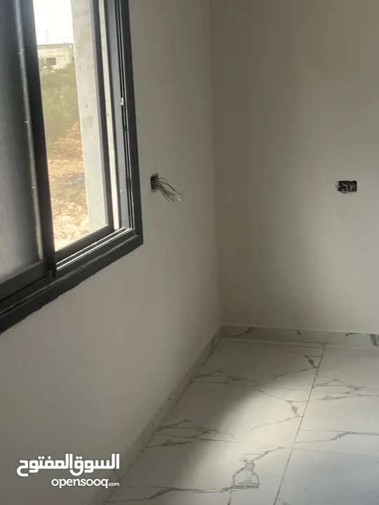 فني كهرباء منزلية  تحت إشراف هندسي
