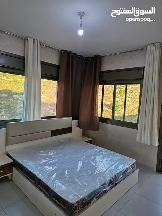 شقه مفروشه فرش جديد للايجار لعائله صغيره او عرسان