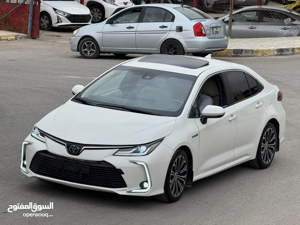 تويوتا كورولا GL 2022  1.8L GLI HYBRID MR