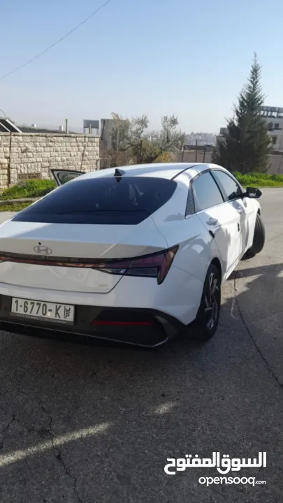 هيونداي النترا هايبرد 2025 فل إضافات  Hyundai Elantra Hybrid 2025 Full
