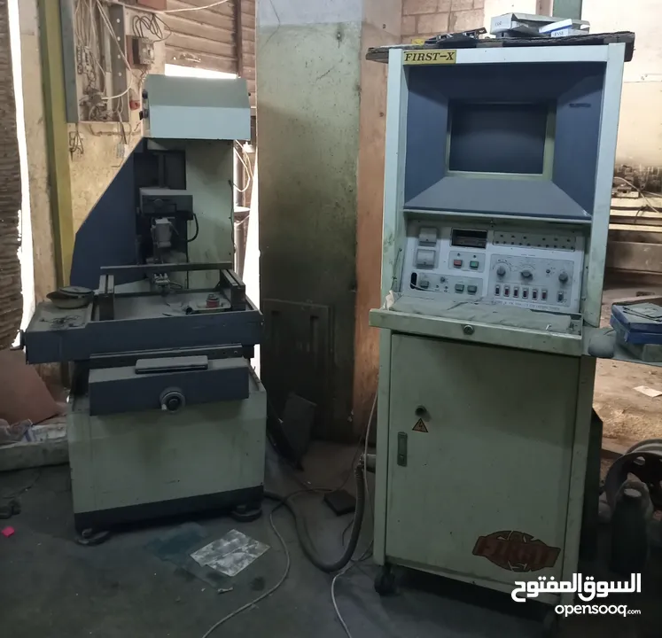 ماكينة نفخ عبوات مياه