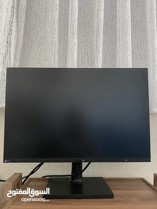 شاشة75EIZO هيرتز مستعملة اقل من سنة  بحالة شبة جديدة يوجد فيها خيارات كثيرة  السعر 270 شيكل الخليل