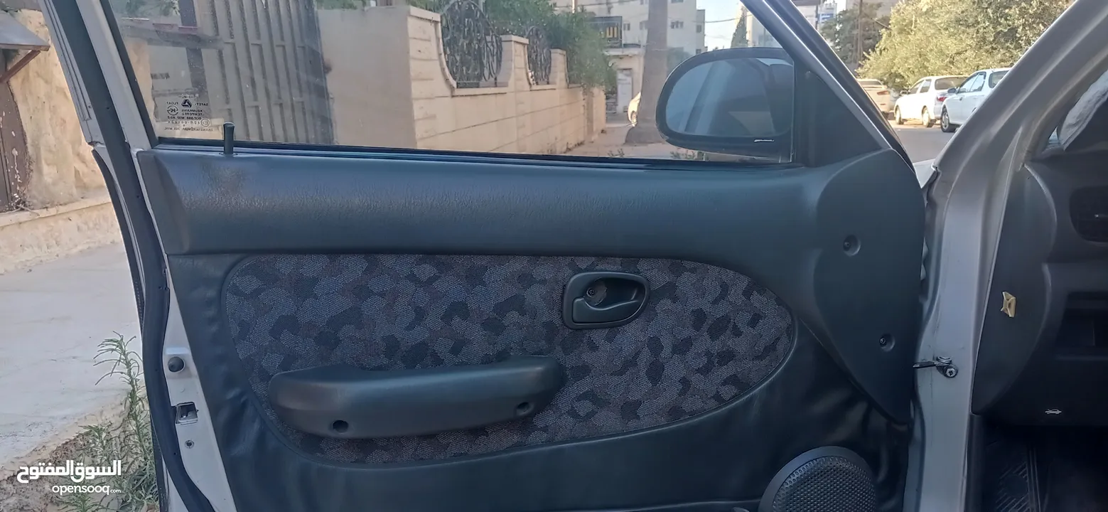 اكسنت بحاله جيده
