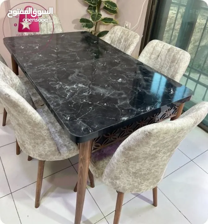 طاولات سفرة مع 6 مقاعد
