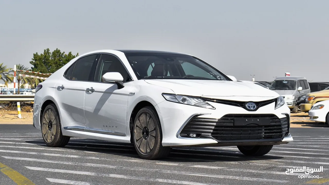 TOYOTA CAMRY LUMIERE 2.5L HYBRID FULL OPTION MODEL 2024 0KM