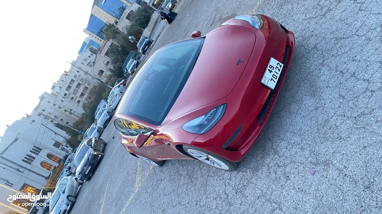 Tesla model 3 2022 standard plus/7 جيد / اتوسكور A/ عداد قليل كاش وبالاقساط