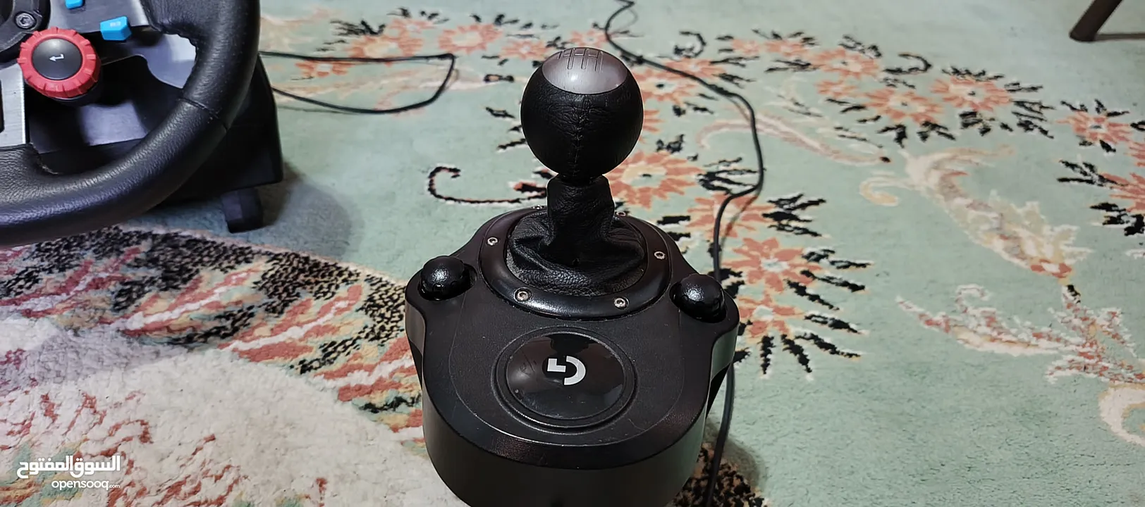 Logitech G29 Steering wheel with shifter