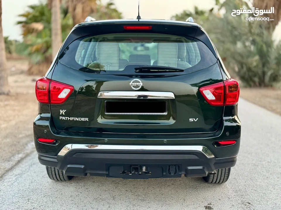 2019 Nissan Pathfinder SV 1 owner