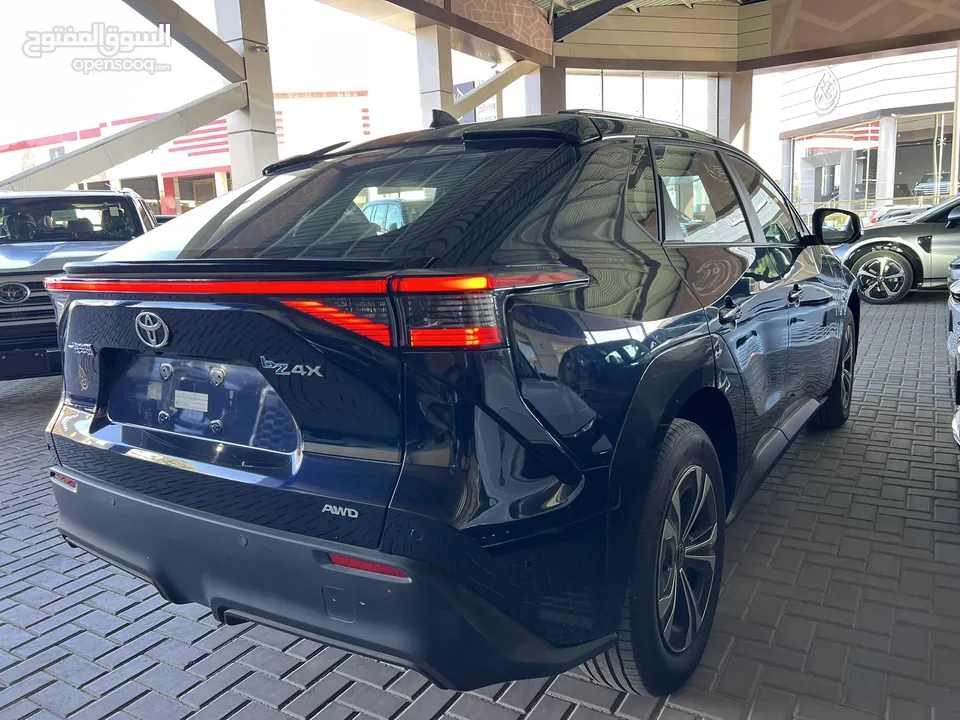 TOYOTA Bz4x AWD ( معرض الحضر )