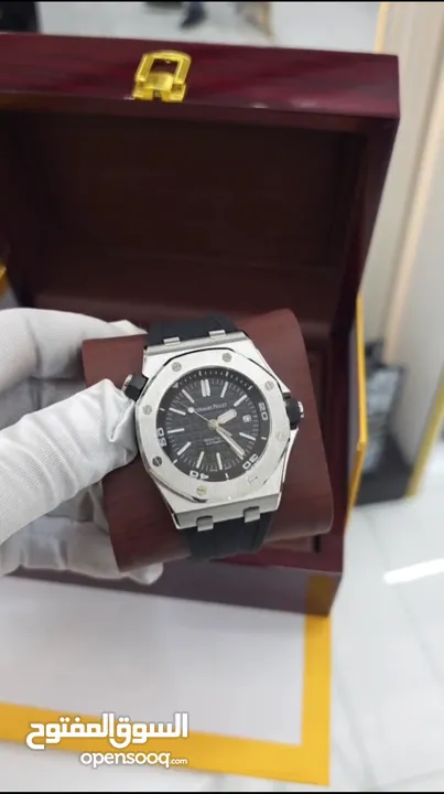 ساعات AP فخمة بتصميم أنيق، اتوماتيك، بعلبتها وكرت كفالة، أناقة وهيبة بكل طلّة