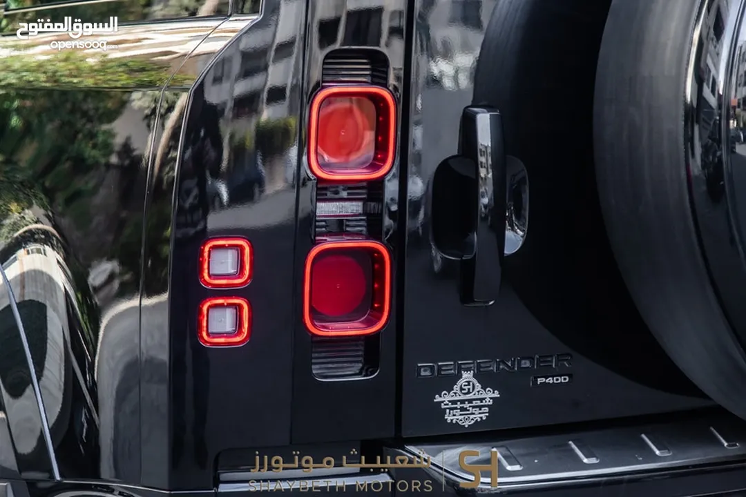 Land Rover Defender Black Edition Gasoline 2023